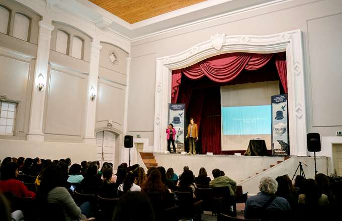 CHARLA MAGISTRAL 21 NOV 7