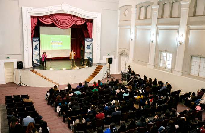 CHARLA MAGISTRAL 21 NOV 9