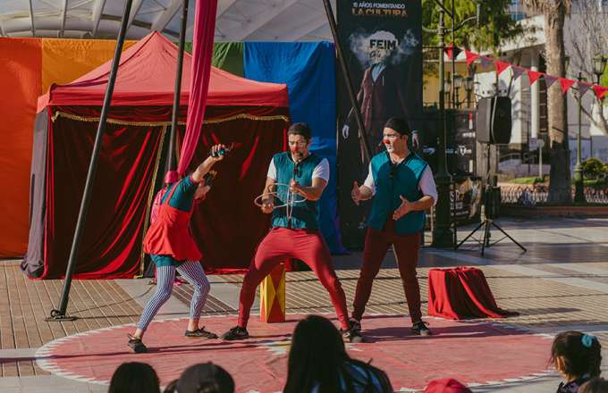 DONDE ESTA EL TRUCO TEATRO ITINERANTE 8