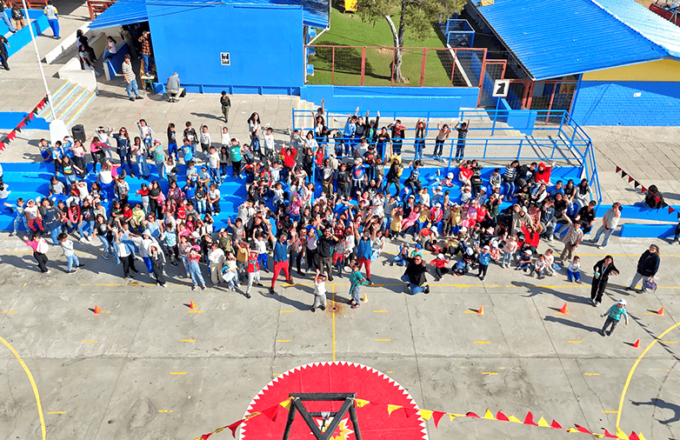 COLEGIO VICTOR DOMINGO SILVA 3