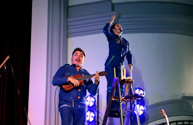 ESPECTACULOS 10