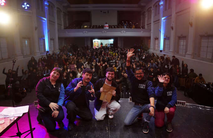 SHOW KAKOAMEDIA ESCENA CONSTANTE
